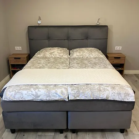 Vaeike-turu Stuudiokorter Apartman Viljandi
